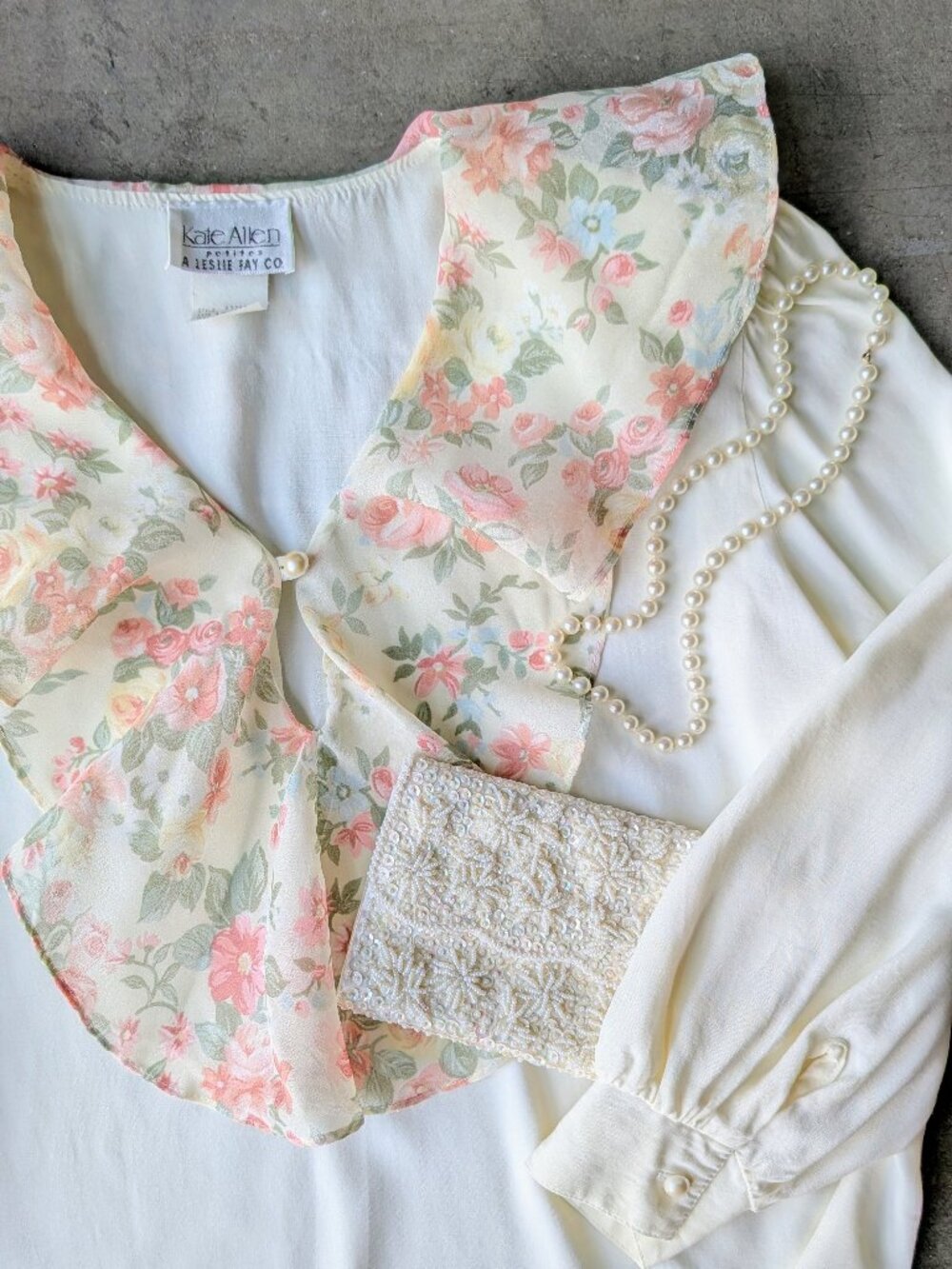 Vintage Coquette Floral Chiffon Neckline Ivory Long Sleeve Blouse large petite